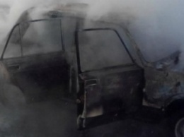 Под Александрией сгорел легковой автомобиль местного жителя