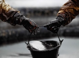 Нефть марки Brent дешевеет, а WTI дорожает