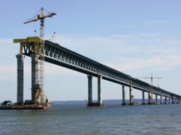 Мост через Керченский пролив откроют для автомобилей до декабря 2018 года
