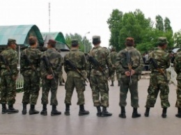 Узбекистан установил бронетехнику на границе с Киргизией