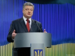 Порошенко: Украина ведет переговоры по деоккупации Крыма