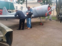 В Ровно участник АТО пытался угнать самолет из музея