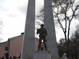 В Кривом Роге открыт первый в Украине памятник погибшим бойцам АТО (видео+фото)