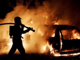 В Одесской области сгорела иномарка с вагончиком