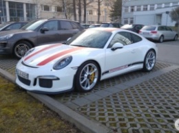 Porsche 911 R замечен в естественной среде обитания