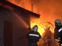 В Бердичевском районе на пожаре в жилом доме спасли 79-летнюю женщину