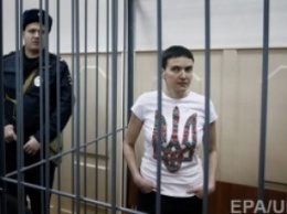 Суд над Савченко: здание суда оцеплено полицией и казаками, родителей предупреждают об "опасных иностранцах"