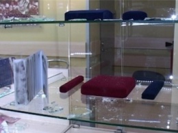 Неизвестные ограбили ювелирный магазин в Киеве и ранили охранника