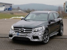 «Заряженный» Mercedes-AMG GLC 63 с двигателем V8 замечен на тестах