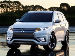 Продажи кроссовера Mitsubishi Outlander выросли на 252%