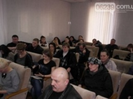 В Красноармейске (Покровске) окончательно решили «заколоть» предпринимателей налоговой «вилкой»