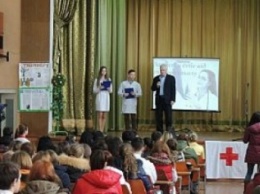 В Бердянске будущие медики провели полезное и познавательное мероприятие для сверстников