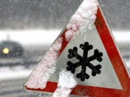 Житомирских водителей предупреждают о сложных погодных условиях и призывают к осторожности