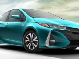 Автосалон в Нью-Йорке 2016: Toyota Prius Prime