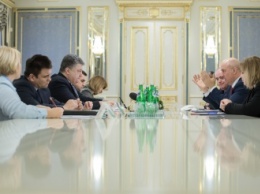 Порошенко просит СЕ направить в РФ спецмиссию для мониторинга ситуации с политзаключенными-украинцами