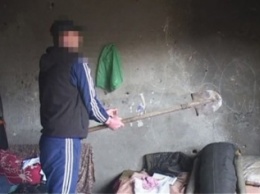 В Одессе бомжи насмерть забили женщину лопатой (ВИДЕО)