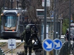 В Брюсселе полиция обнаружила на улице подозрительный пакет