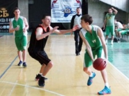Ялтинский «Легион» победил команду КФУ в центральном матче 10 тура мужского баскетбольного чемпионата Крыма