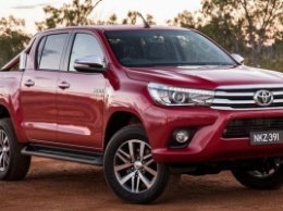 Toyota Hilux не сдает позиций в ТОП-5 пикапов в России