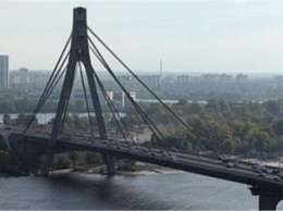 На Московском мосту из-за ремонта частично ограничат движение