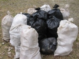 Жители Барановки пригрозили мэру Сум, что будут выбрасывать мусор возле мэрии