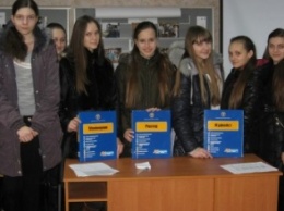 Школьники Красноармейска (Покровска) побывали в гостях в городском центре занятости