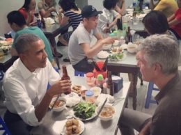 Обама поел во вьетнамском ресторане за 6 долларов