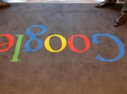 Полиция провела обыск в представительстве Google в Париже