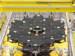 Инженеры NASA установили научные инструменты телескопа "Джеймс Уэбб"