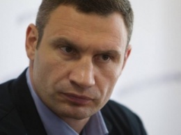 Виталий Кличко вновь сконфузился: киевский мэр не смог выговорить длинное слово в прямом эфире