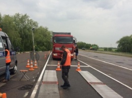 Креминь «позвал экстрасенсов» к весовому комплексу, который постоянно ломается у николаевских дорожников