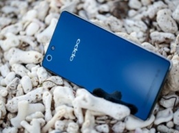 Oppo показала новый смартфон со складным дисплеем