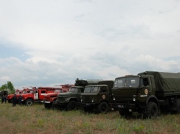 Николаевские спасатели отработали ликвидацию условного пожара в лесном урочище