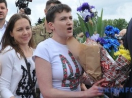 Надежда Савченко на свободе - пресс-конференция в Укринформе