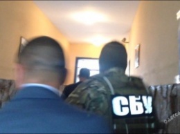 В Одессе правоохранители задержали на взятке капитана полиции (фото)