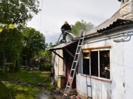 Жилой дом загорелся в Николаеве