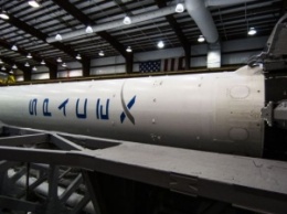SpaceX отложила запуск Falcon 9 с тайским спутником