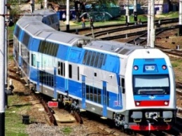 До Геническа будет курсировать поезд "Интерсити"?