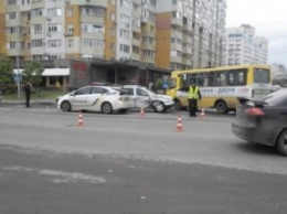 На Котовского в Одессе случилась авария на опасном перекрестке (ФОТО)