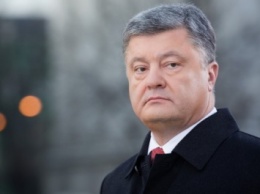 П.Порошенко: Стратегический оборонный бюллетень предусматривает полную перестройку СБУ