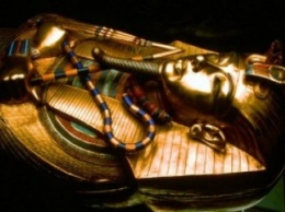 Кинжал из саркофага Тутанхамона изготовлен из материала внеземного происхождения - ученые