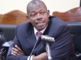 Президент Танзании уволил главу МВД за доклад в парламенте подшофе (фото)