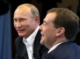 Путин считает, что крылатая фраза Медведева "денег нет, но вы держитесь" вырвана из контекста