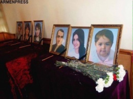 Родственники расстрелянной солдатом армянской семьи требуют от России 450 тыс. евро