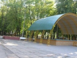 Местная власть Покровска (Красноармейска) наметила план первоочередных мероприятий по реконструкции парка «Юбилейный»