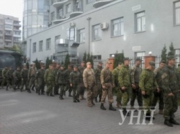 В Хмельницкий из зоны АТО вернулись 30 правоохранителей