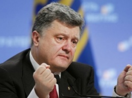 Порошенко поручил Мельничуку оказать необходимую помощь пострадавшим в пожаре под Киевом