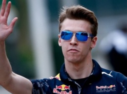 Российский гонщик Даниил Квят завершил борьбу на Гран-при Монако из-за аварии