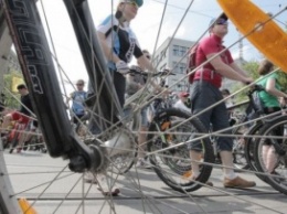 В Харькове открыли бесплатные СТО для велосипедов