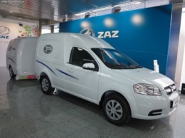 Не "Славутой" единой: ЗАЗ представил автомобили для медиков и полицейских